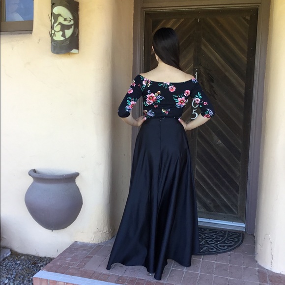 SOLD OUT - Picture 3 of 5